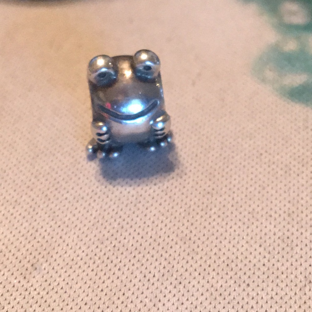 Pandora Genuine Frog Charm Retired - Picture 3 of 4
